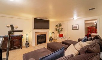 1330 CLEVELAND Ave, Cheyenne, WY 82001