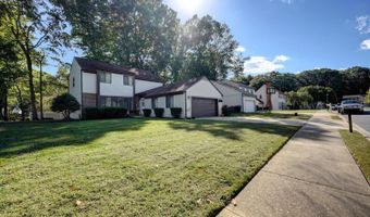 8 FREEDOM Dr, Dover, DE 19904