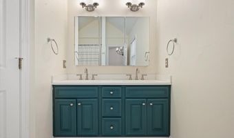 54 Trillium Trl, Bangor, ME 04401