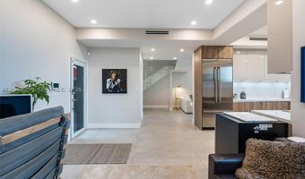 20940 NE 31st Pl, Aventura, FL 33180