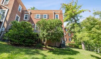 4819 28TH St S B, Arlington, VA 22206