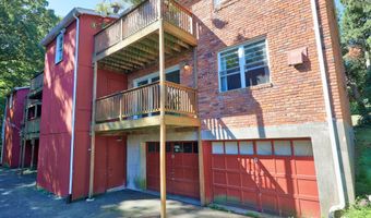 1109 Waterbury Rd APT 1A, Cheshire, CT 06410