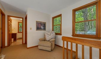 156 Big Barndoor Is, Alton, NH 03810