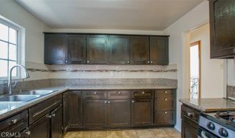 856 W 47th St, Los Angeles, CA 90037