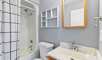 236 Beacon Ln, Atmore, AL 36502