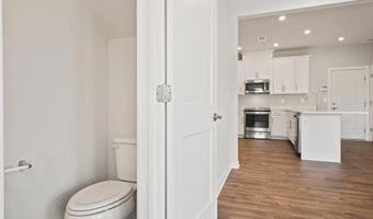 20364 NEWFOUNDLAND Sq, Ashburn, VA 20147