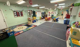 906 Cooley St, Albertville, AL 35950