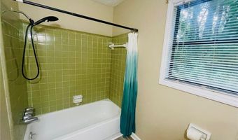 231 Lake Forest Dr, Acworth, GA 30102