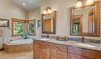 129 Bjork Dr, Bigfork, MT 59911
