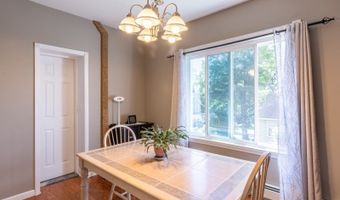 24 Livingston Ave, Andover, NJ 07801