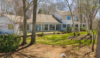 125 Woodruff Ave, Narragansett, RI 02882