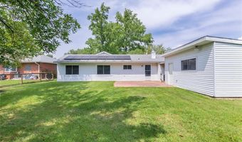 337 Lindenwood Blvd, Alton, IL 62002