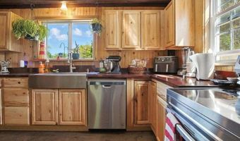 817 Riverside Dr, Augusta, ME 04330