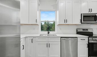 2922 W PERRY Rd, Avon Park, FL 33825