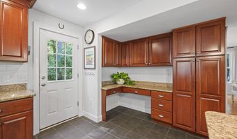 27 Colonel Wilkins Rd, Amherst, NH 03031