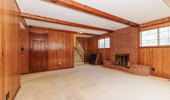 3219 Greenbriar Rd, Anderson, IN 46011