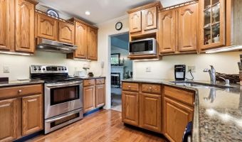 9303 FERNWOOD Rd, Bethesda, MD 20817