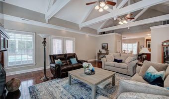 29 Hunters Ridge Dr, Adairsville, GA 30103