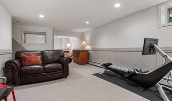 76 Washington Dr, Acton, MA 01720