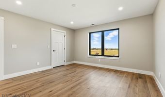 6111 Springhill Rd, Belgrade, MT 59714