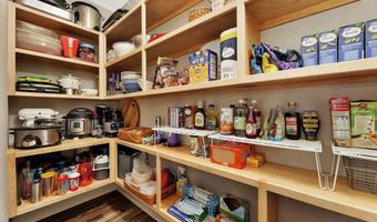 724 E Park Pl, Andover, KS 67002