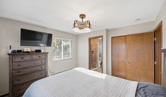 2037 W Park, Algonac, MI 48001