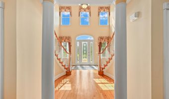 43112 UNISON KNOLL Cir, Ashburn, VA 20148