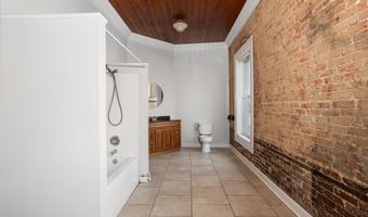 1016 NOBLE St, Anniston, AL 36201