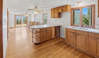 400 Thames St, Bristol, RI 02809