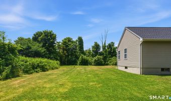 50 Hoskins Rd, Bloomfield, CT 06002