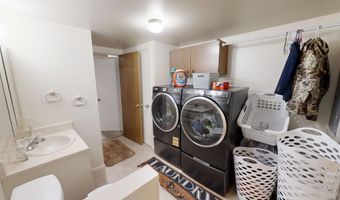 2040 W 41st St, Casper, WY 82604