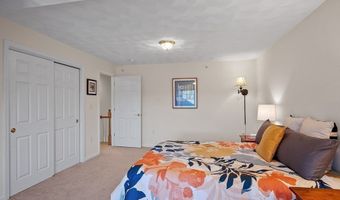 802 Autumn Ridge Dr 802, Ayer, MA 01432