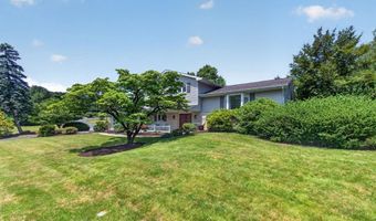 5463 DORIS Dr, Allentown, PA 18106