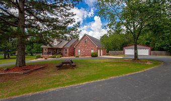 2675 Mountain View Rd, Benton, AR 72019