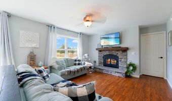 1553 MAIN St, Barnegat, NJ 08005