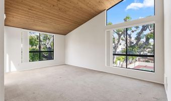 573 S Sierra 10, Solana Beach, CA 92075