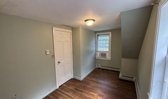 37 Liberty St, Clinton, CT 06413