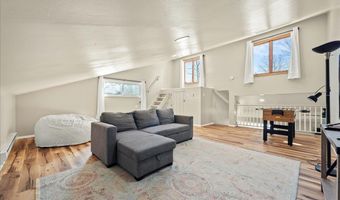 37 High Ridge Rd, Albrightsville, PA 18210