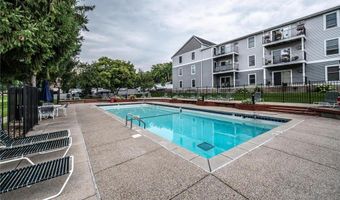 7675 142nd St W 314C, Apple Valley, MN 55124