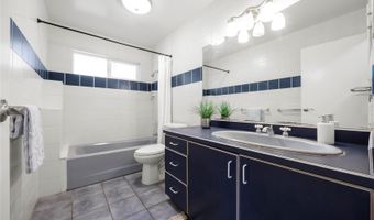 802 Pahumele Pl, Kailua, HI 96734
