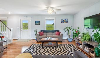 3352 Watertower Rd, Berkshire, VT 05450