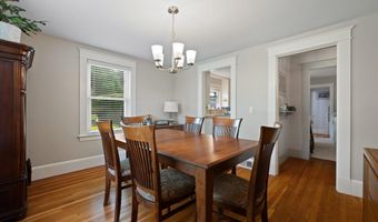 118 Poplar St, Bangor, ME 04401