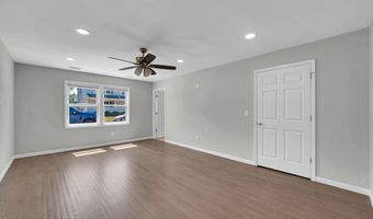 332 Beach Ave, Beachwood, NJ 08722