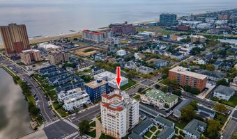 400 Deal Lake Dr 8F, Asbury Park, NJ 07712
