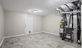 1027 Regency Dr, Acworth, GA 30102