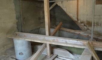 234 County Rd, Becket, MA 01223