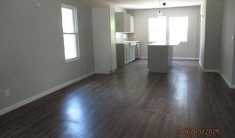 224 E Broadway Ave, Augusta, KS 67010