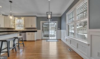 1833- B DREW St, Annapolis, MD 21401