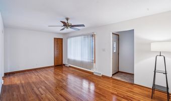 525 SW Westview Dr, Ankeny, IA 50023