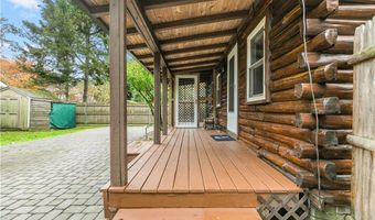 51 Osceola Ave, Narragansett, RI 02882